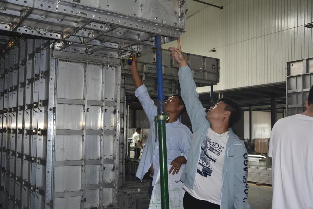 恭贺亚洲城yzc88铝模板房山项目顺利通过出厂验收!