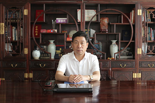 亚洲城yzc88木业董事长